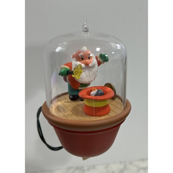 Vintage Hallmark Keepsake Ornament On With The Show Light And Motion - Picture 2 of 4